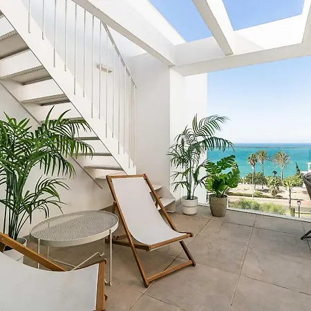 71-beachfront, Brand New Luxury Penthouse Apartment